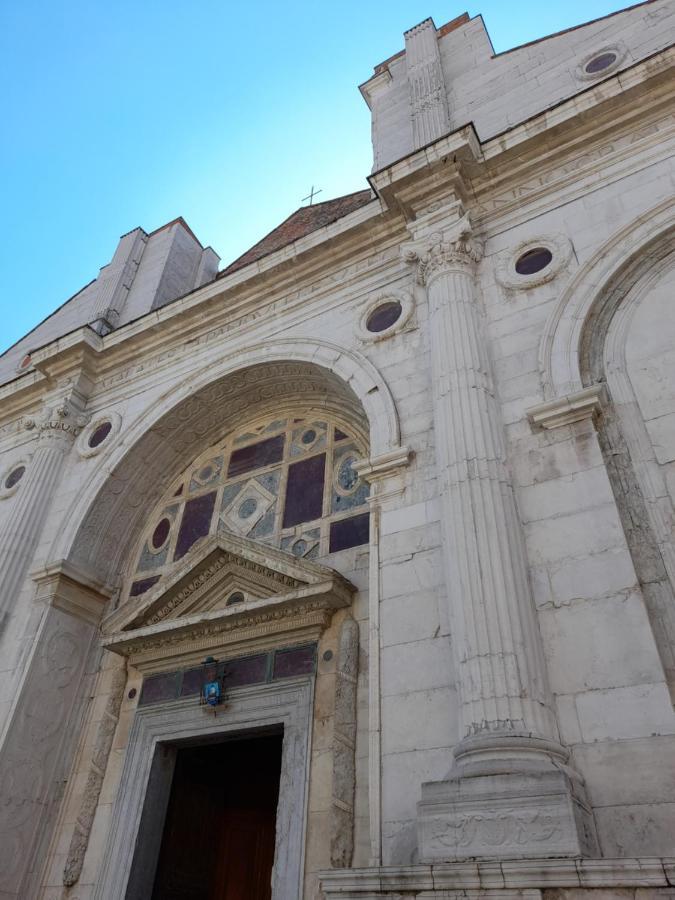 Appartamento Vista Mare Viserbella, Vicissimo Alla Fiera Rimini Eksteriør billede
